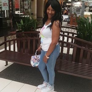 Meet your Posher, Monica